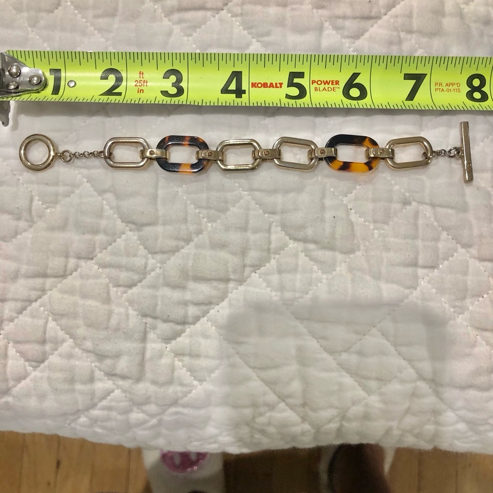Ralph Lauren women’s tortoise bracelet with Distinctive Chain-Link Design - Picture 4 of 5